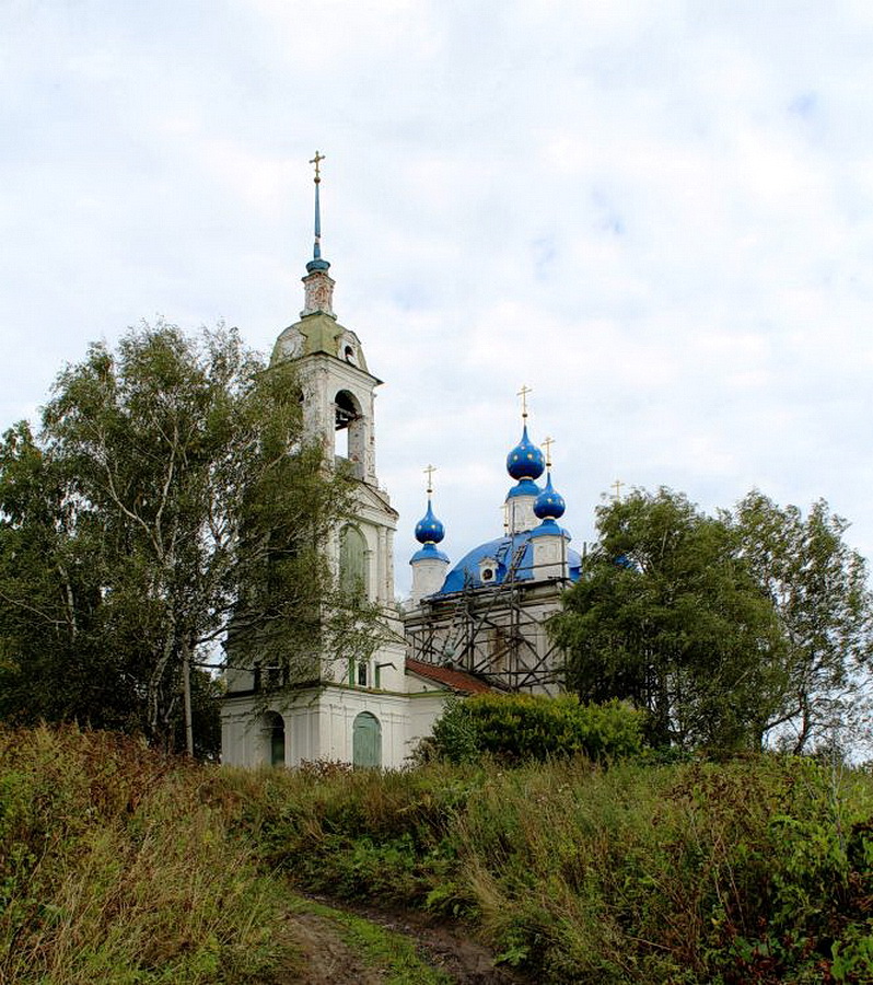 Ярославская область переславский. Храм Алексино Переславский район. Переславский район Алексино Церковь Покрова. Церковь Покрова Пресвятой Богородицы (Алексино). Село Алексино Переславский район.