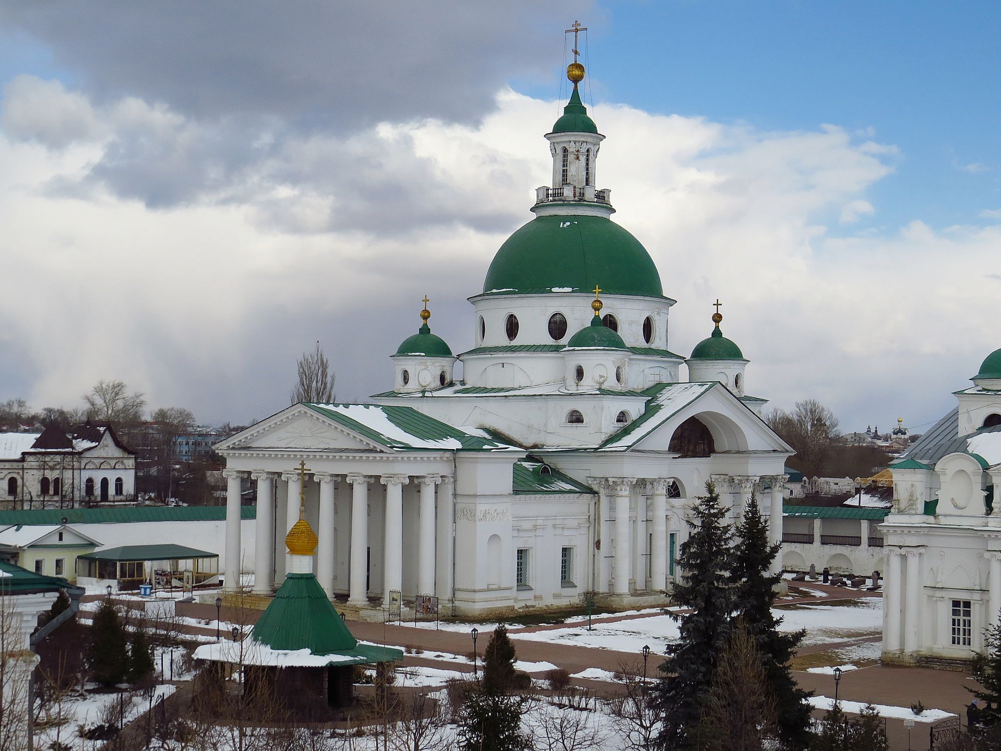 Ростов Великий Спасо Яковлевский монастырь зимой